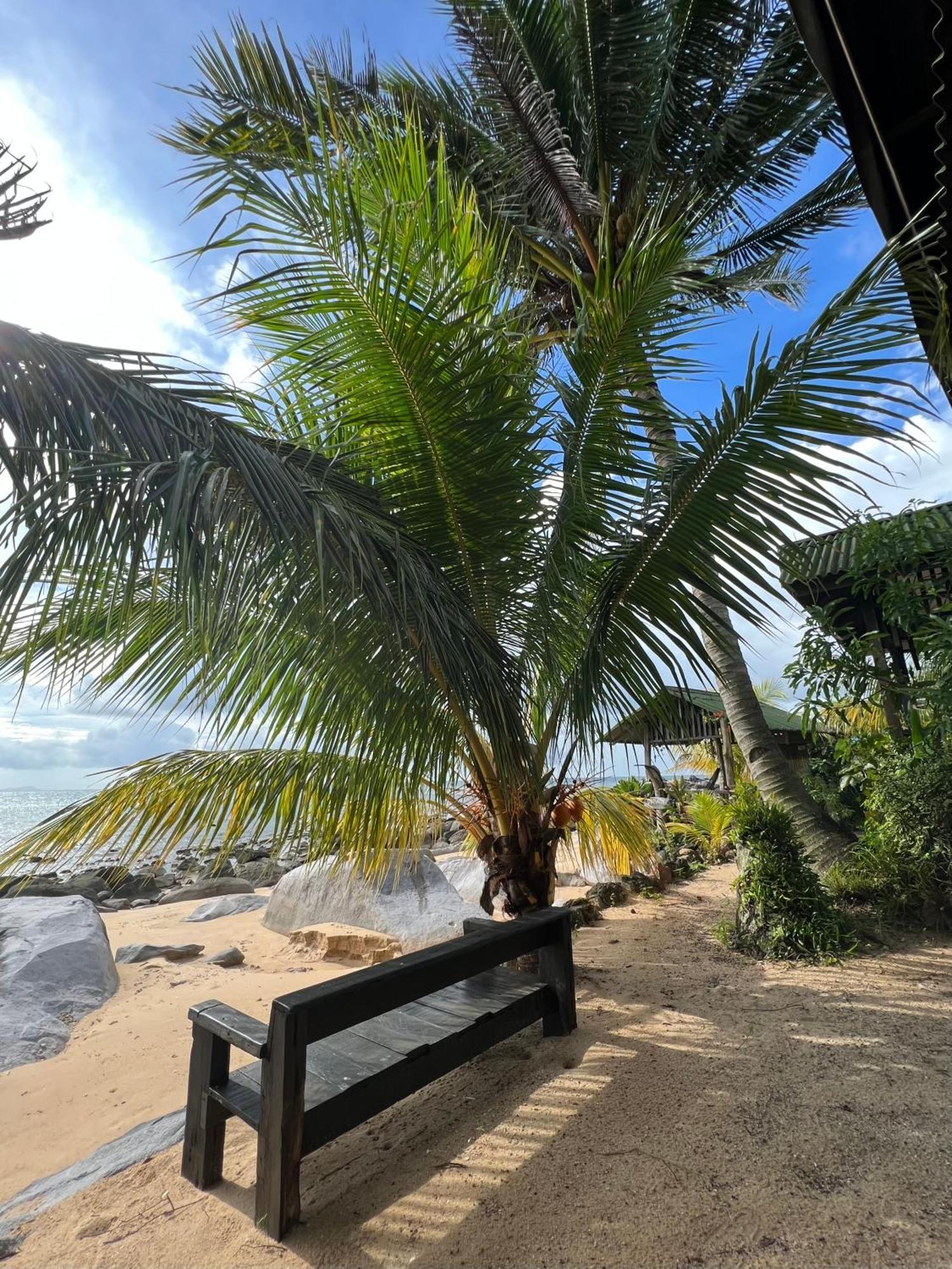 Beach House Kampung Genting Dış mekan fotoğraf