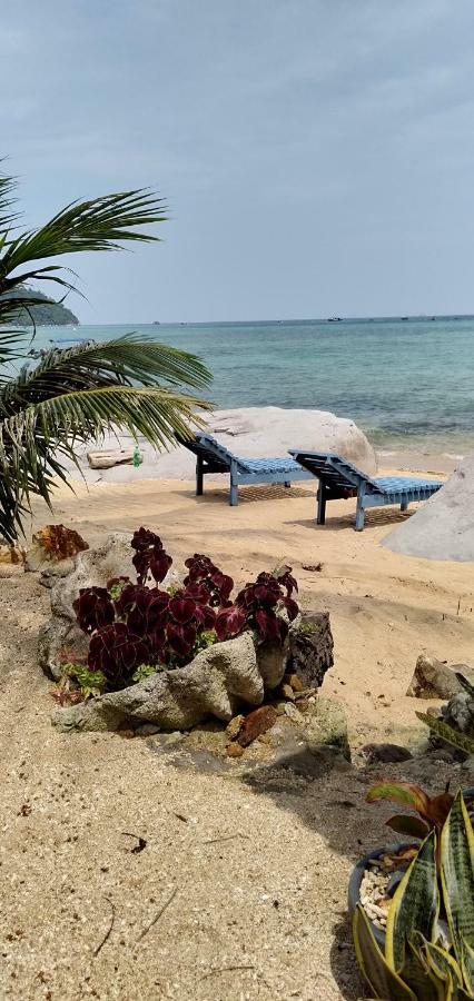 Beach House Kampung Genting Dış mekan fotoğraf